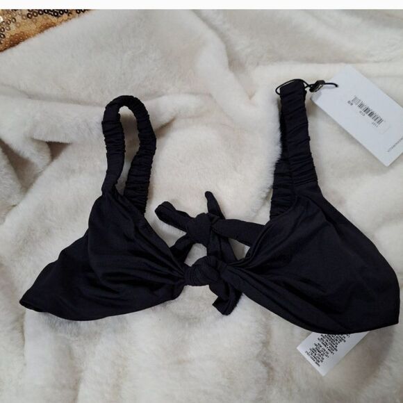 Vitamin A Black ZURI Bikini Top Size 6/S Sold out Online - Picture 6 of 13